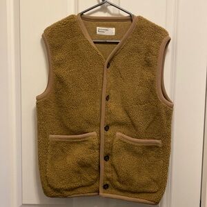 Universal Works mens gilet vest. Soft fleece pile size medium